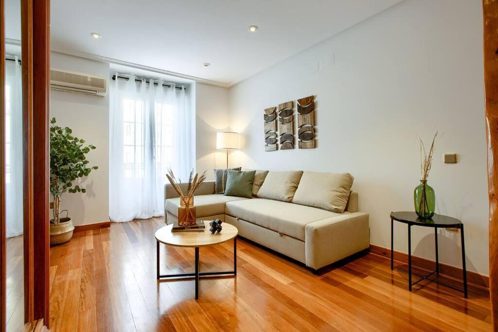 Apartment In The Center Of Madrid-Comenda-1-I Bagian luar foto