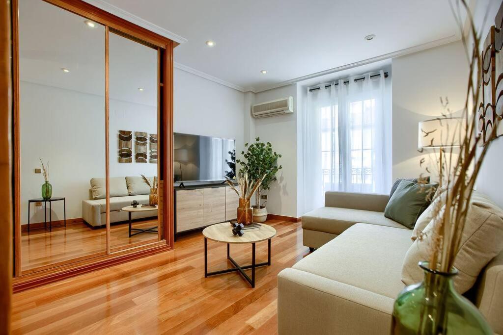 Apartment In The Center Of Madrid-Comenda-1-I Bagian luar foto